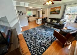 Chatt Vistas Oasis-3bdrm-5m to TN-Pool-Deck-BBQ-FirePit
