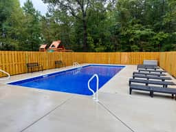 ChattVistasNEW |6BR|Theater|HotTub|Pool|Plgrnd|Slps15+ - Image 2