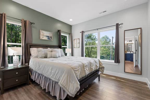 Chatt Vistas-NEW-4bdr-2Units-Hot Tub-Sleeps 12+