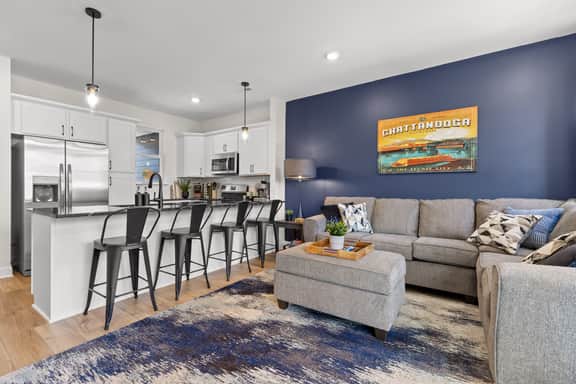 ChattVistas|Dwntwn Townhouse|Deck Fire Pit|2Bdrm