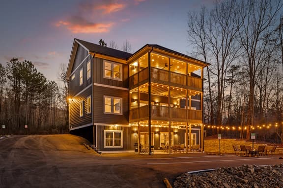 Chatt Vistas|3Story|NEW|6bdr6ba|Theater|Hot Tub